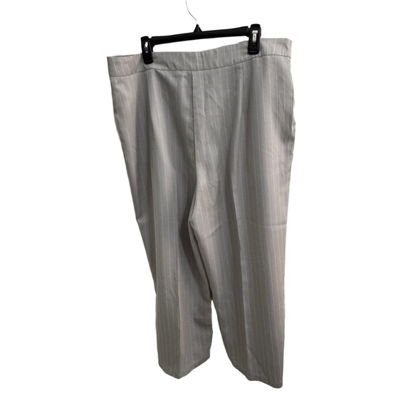 Gray Pinstripe Wide Leg  Pants 20W, High Rise, Classic Office Career Trousers - Picture 3 of 9